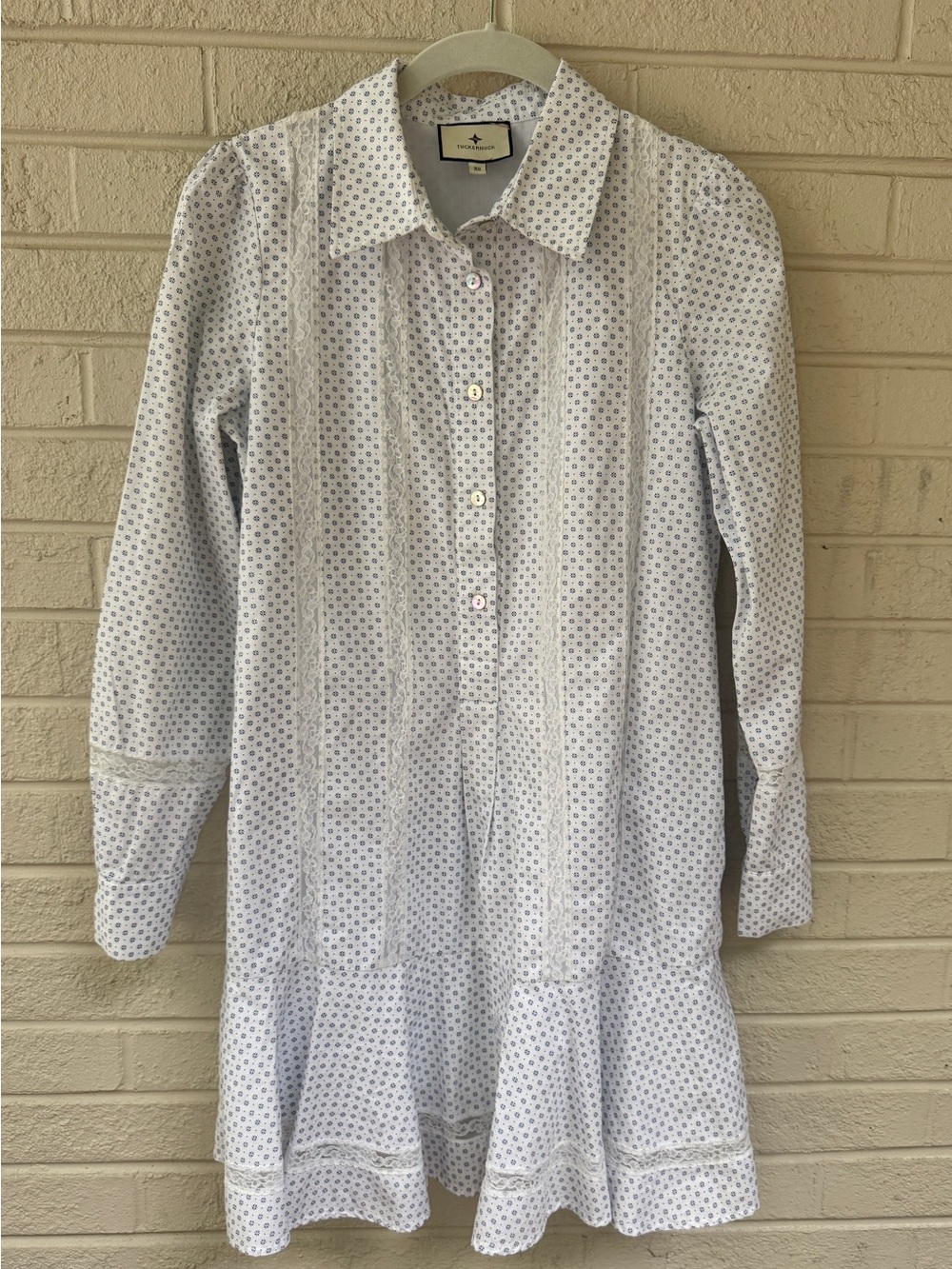 Tuckernuck Malibu Mornings Lace
Callahan Floral Shirt Dress Women's XS
